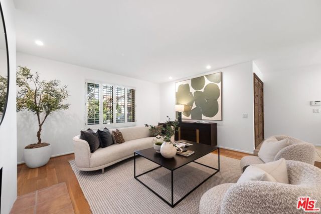 3018 Nicada Drive, Los Angeles CA: https://media.crmls.org/mediaz/b197c97f-e252-40b3-ac3a-043f04e43aa1.jpg