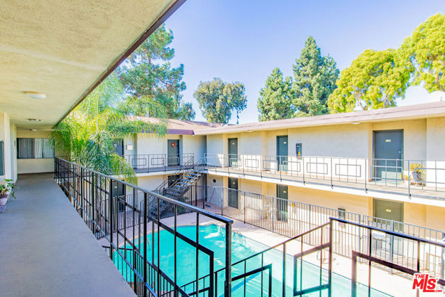 5020 Tujunga Avenue, North Hollywood, California 91601, ,Multi-Family,For Sale,Tujunga,24383033