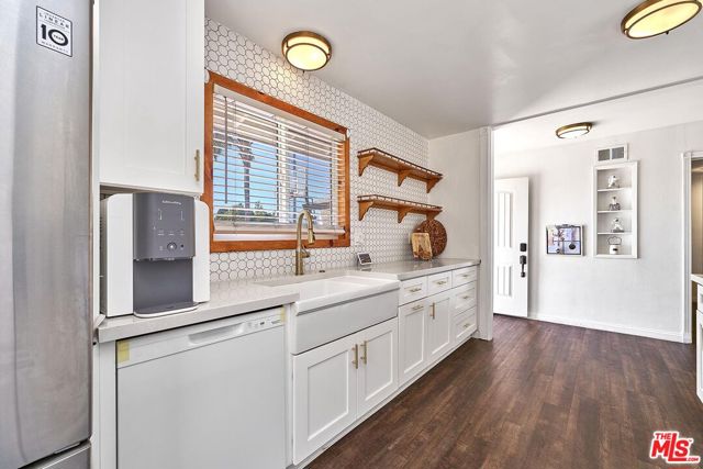 Image 3 of 42 For 5541 Marcella Avenue