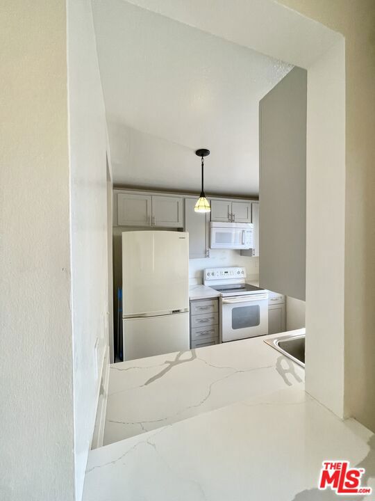 11201 Summertime Lane photo 4