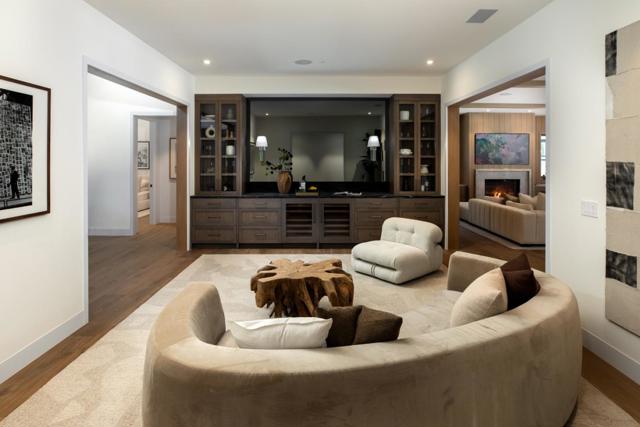 240 Valparaiso Avenue, Atherton CA: https://media.crmls.org/mediaz/b19aa327-afd0-4778-8a1a-257afab5b78d.jpg