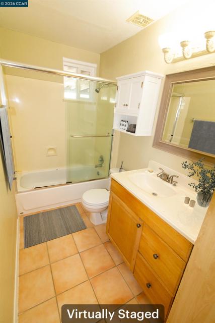 2929 Alta Mira Dr, Richmond CA: https://media.crmls.org/mediaz/b19b2c00-2587-4de2-a76e-1495711add20.jpg