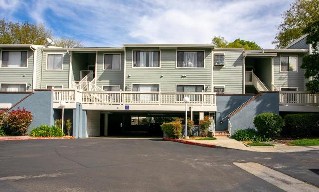 3674 Oakwood Terrace, Fremont CA: https://media.crmls.org/mediaz/b19b9a2f-d795-4c3e-a0a6-32a2dc83b754.jpg