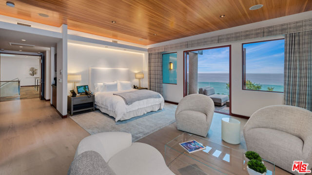 26720 Via Linda Street, Malibu CA: https://media.crmls.org/mediaz/b19be413-acea-471b-8ebe-033ea7657434.jpg