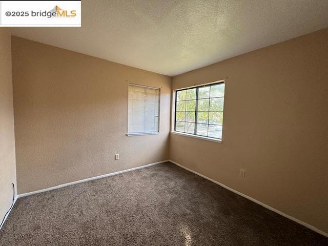 1024 Burnham Dr, Pittsburg CA: https://media.crmls.org/mediaz/b19d052b-7ec4-483a-aa8a-45a998cb3d82.jpg