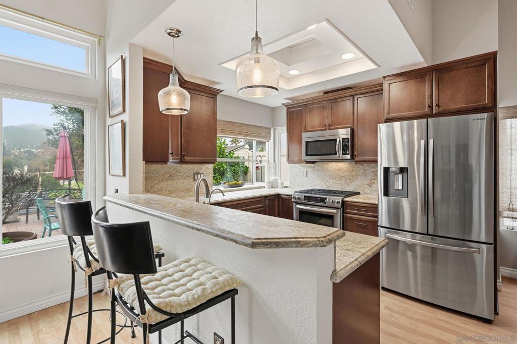 10847 Matinal Cir - photo 9