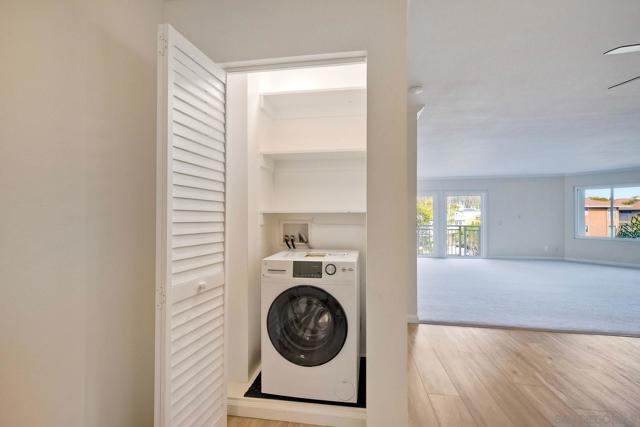 5370 La Jolla Blvd, La Jolla CA: https://media.crmls.org/mediaz/b19eb8c8-d72b-429d-b6e9-2083c04c1fb7.jpg