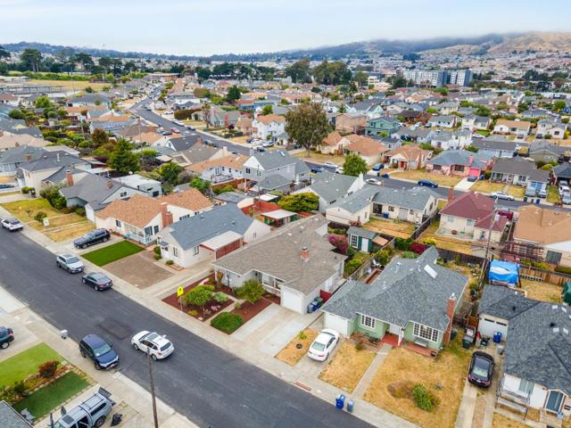 710 Hill Avenue, South San Francisco CA: https://media.crmls.org/mediaz/b1a067bd-7505-430c-9c3d-2b344c3c164d.jpg