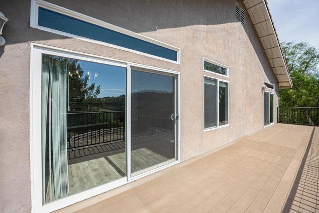 11112 Calgary Way, Valley Center CA: https://media.crmls.org/mediaz/b1a0b395-ef19-47d4-888a-cabf2c0d4ebe.jpg