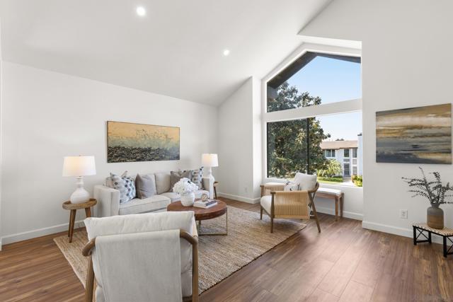 Image 2 of 37 For 863 Violet Ct