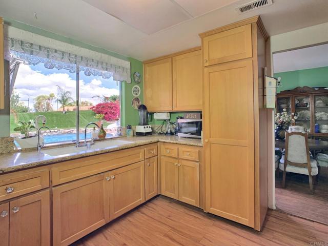 Image 27 of 61 For 2633 Windmill View Dr