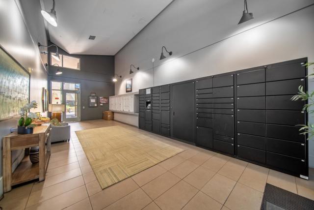 25 S 3rd Street, San Jose CA: https://media.crmls.org/mediaz/b1a2bcf2-984d-4388-b198-aed3151d9c7b.jpg