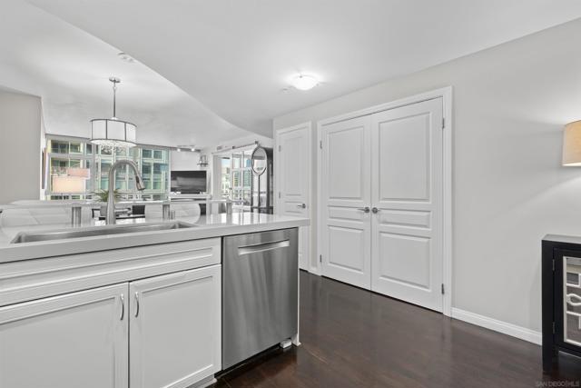 555 Front St., San Diego CA: https://media.crmls.org/mediaz/b1a2c26d-40be-4612-a0c2-72370dc83d8e.jpg