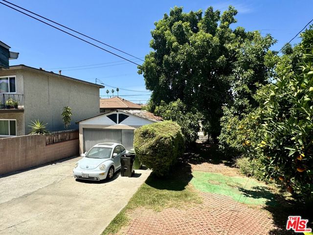 217 Park View Street, Los Angeles, California 90026, 2 Bedrooms Bedrooms, ,1 BathroomBathrooms,Single Family Residence,For Sale,Park View,24423179