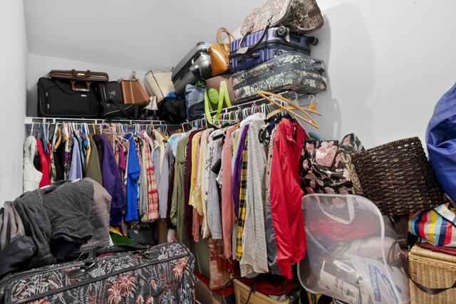 16522 Stagecoach, Corning CA: https://media.crmls.org/mediaz/b1a33f90-fd81-41f1-9c82-a6066c4a80f4.jpg