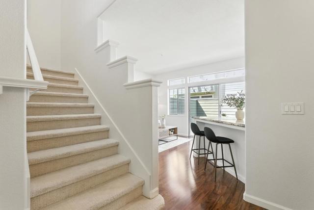 1151 La Rochelle Terrace, Sunnyvale CA: https://media.crmls.org/mediaz/b1a52b17-8c1a-46f5-830e-92ffba25cea1.jpg