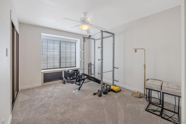 300 W Adrian Way, Hanford CA: https://media.crmls.org/mediaz/b1a55d74-7fd2-488a-a36c-29691bf705e0.jpg