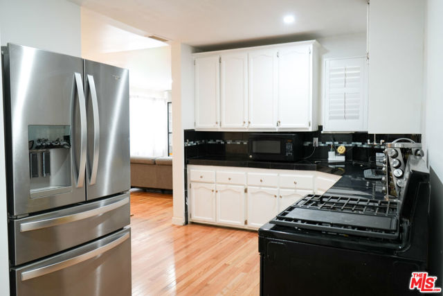 1819 W 129th Street, Gardena CA: https://media.crmls.org/mediaz/b1a6a5c8-d88b-4516-8414-f20137631e4e.jpg