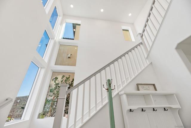 Image 6 of 37 For 15447 Van Lodensteyn Way