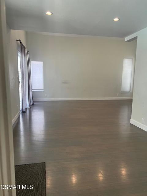 8431 Faust Avenue, West Hills CA: https://media.crmls.org/mediaz/b1a780f6-35cb-4687-9f23-e933bdf0659d.jpg
