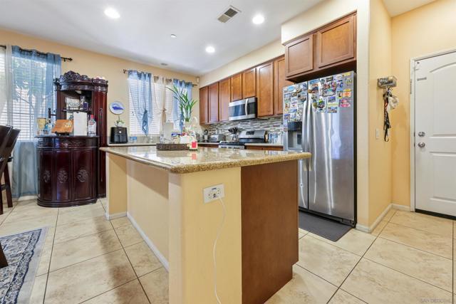 Image 8 of 22 For 1518 El Prado St  3