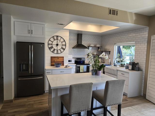 67421 N Chimayo Drive, Cathedral City CA: https://media.crmls.org/mediaz/b1a820d5-81e8-4c4c-b173-2e69a3a0c531.jpg