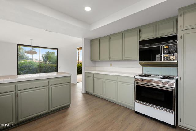 72460 Rodeo Way, Rancho Mirage CA: https://media.crmls.org/mediaz/b1ab43a5-b66e-4379-b75f-3c401f7ec258.jpg