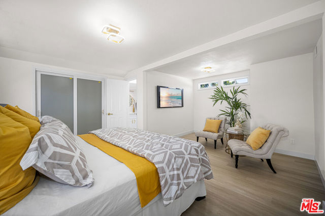 2733 Grand Summit Road, Torrance CA: https://media.crmls.org/mediaz/b1abd7eb-5acc-4b4f-9ea2-45eb9656a9b6.jpg