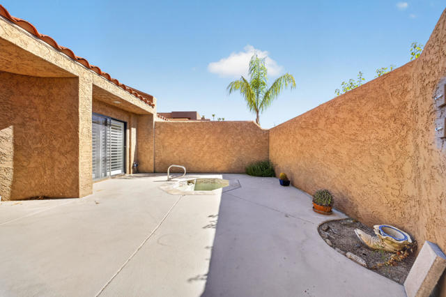 73452 Irontree Drive, Palm Desert, CA 92260