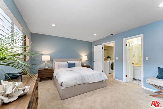 1456 Manhattan Beach Boulevard, Manhattan Beach, California 90266, 2 Bedrooms Bedrooms, ,2 BathroomsBathrooms,Residential,Sold,Manhattan Beach,23319807