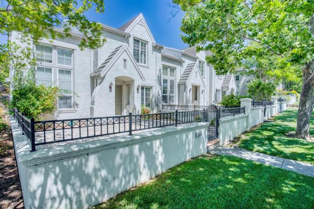 3948 Mosher Drive, San Jose CA: https://media.crmls.org/mediaz/b1acdfcc-89c9-4ef0-b920-d22e42697ce5.jpg