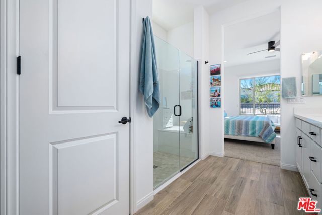 21 Chardonnay, Rancho Mirage CA: https://media.crmls.org/mediaz/b1aceb99-b9a1-4ed7-a0d6-0f5e050b7b32.jpg