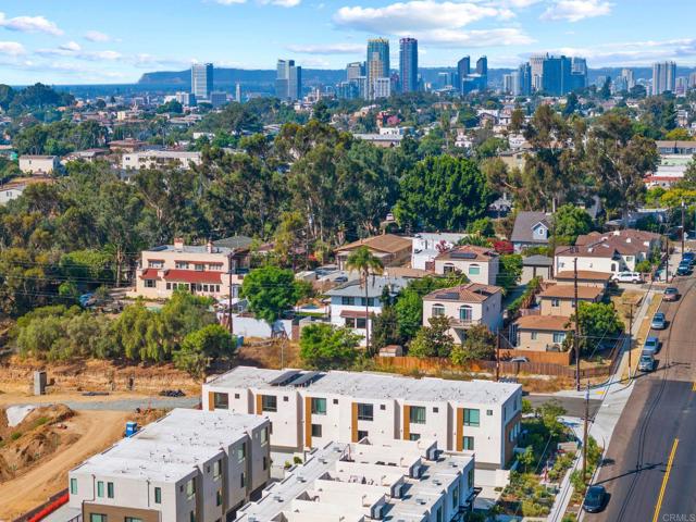 Detail Gallery Image 46 of 55 For 1045 32nd St #2,  San Diego,  CA 92102 - 3 Beds | 3/1 Baths