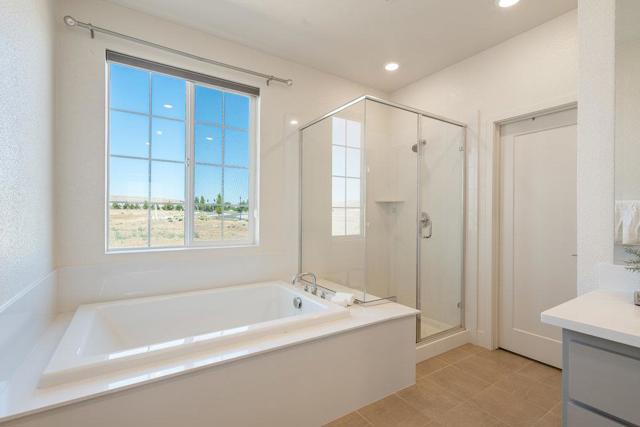 7221 Diamond Avenue, Tracy CA: https://media.crmls.org/mediaz/b1ae44c9-2e10-4df8-abe5-d88ff586b304.jpg