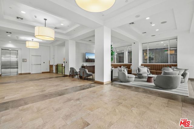 1041 E Glendon Avenue, Los Angeles CA: https://media.crmls.org/mediaz/b1aee662-670e-44fe-928f-1e7b6f7be7e9.jpg