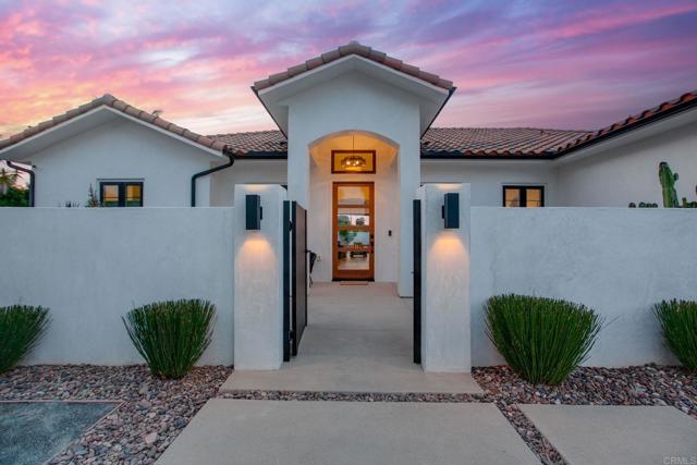 2630 Vistosa Place, Carlsbad CA: https://media.crmls.org/mediaz/b1af4586-5c5c-41f0-8b5b-fe29b5d30965.jpg