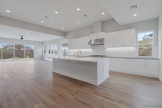 Image 7 of 50 For 15123 Larchmont St