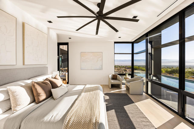 2085 Desert Flower Court, Palm Springs CA: https://media.crmls.org/mediaz/b1afa64b-dcee-43c7-8620-7418268a6017.jpg