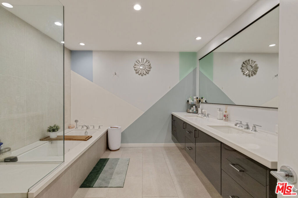 MLS #26856563 image #15