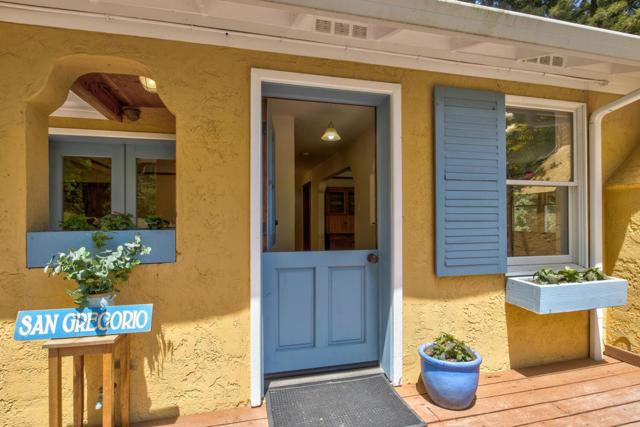 5090 La Honda Road,  CA: https://media.crmls.org/mediaz/b1b10dc0-b7e3-4c6b-ba32-936ce1ab8560.jpg