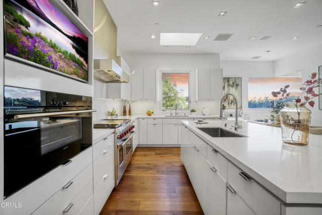 Drew Fenton | 1116 Linda Flora Drive Los Angeles CA | MLS: 7188089