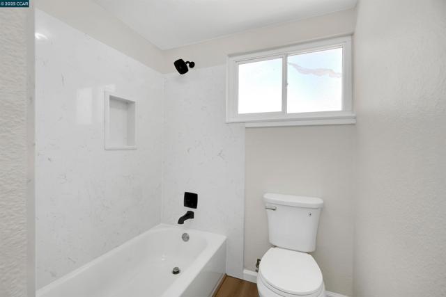 197 Carolos Drive, Pacheco CA: https://media.crmls.org/mediaz/b1b33a18-4b3f-4d74-b40c-d2c73b82503b.jpg