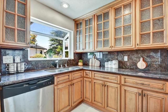 22081 Hibiscus Court, Cupertino CA: https://media.crmls.org/mediaz/b1b37ba3-c695-491a-ad6d-71adc6d472b5.jpg