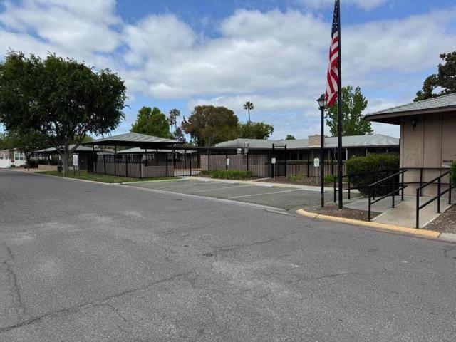 710 Spindrift, San Jose CA: https://media.crmls.org/mediaz/b1b4ae78-3e9d-44e7-96c5-ae39a41802f6.jpg