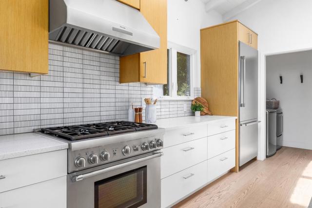 230 Thunderbird Drive, Aptos CA: https://media.crmls.org/mediaz/b1b65336-5b09-476a-a259-8c02e6e6bee3.jpg