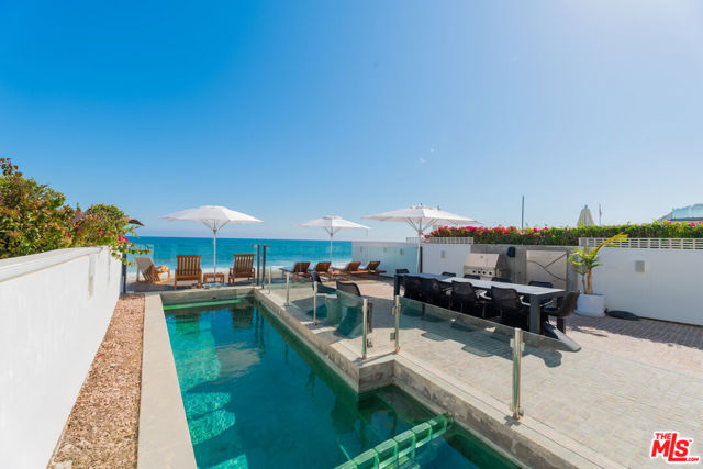 23754 MALIBU Road, Malibu CA: https://media.crmls.org/mediaz/b1b7228e-8315-44e8-baaf-0174dfb92146.jpg