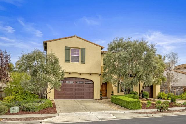 2555 Muirfield Way, Gilroy CA: https://media.crmls.org/mediaz/b1b8057f-1635-4a01-861b-f0290270e3f5.jpg