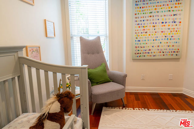 844 3rd Street, Santa Monica CA: https://media.crmls.org/mediaz/b1b94376-b108-4580-a888-22a3b2ba1599.jpg