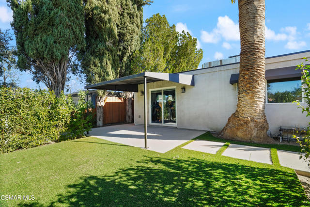 7804 Kentland Avenue, West Hills CA: https://media.crmls.org/mediaz/b1b9d106-8c8e-4048-b33c-8a8c16bbd5ef.jpg