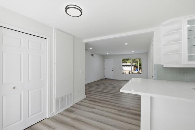 Detail Gallery Image 10 of 28 For 13641 Carriage Rd, Poway,  CA 92064 - 3 Beds | 2 Baths